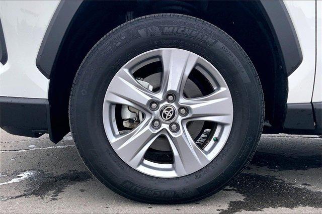 2022 Toyota RAV4 Vehicle Photo in KANSAS CITY, MO 64114-4502