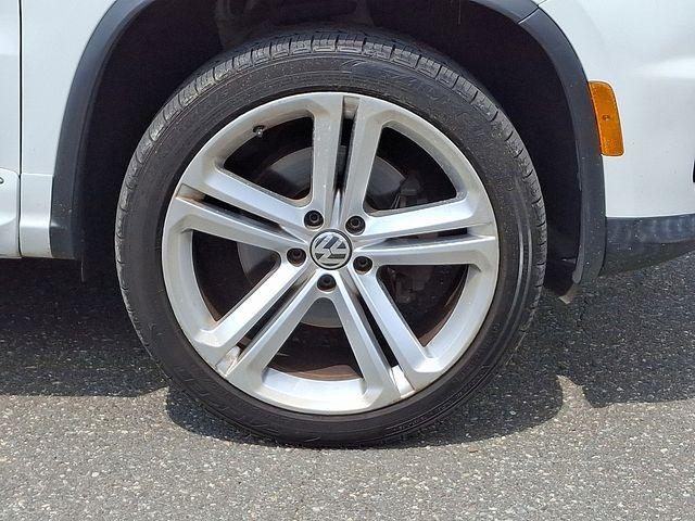 2016 Volkswagen Tiguan Vehicle Photo in WATERTOWN, CT 06795-3318