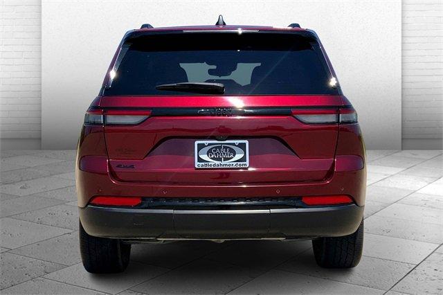 2023 Jeep Grand Cherokee Vehicle Photo in TOPEKA, KS 66609-0000