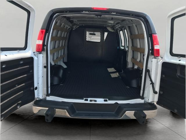 2023 GMC Savana Cargo 2500 Vehicle Photo in GREEN BAY, WI 54303-3330
