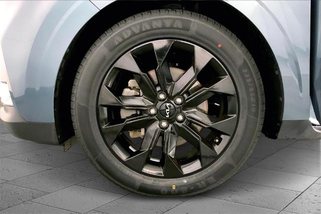 2023 Kia Carnival Vehicle Photo in Lees Summit, MO 64086