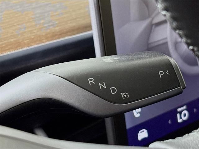 2021 Tesla Model Y Vehicle Photo in PUYALLUP, WA 98371-4149