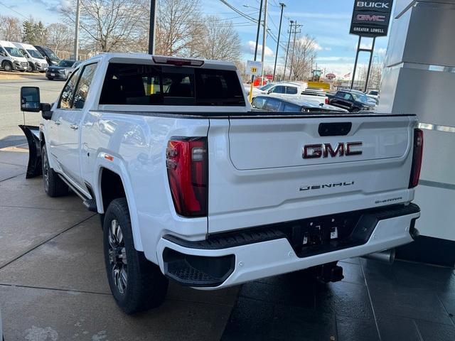 2025 GMC Sierra 2500 HD Vehicle Photo in LOWELL, MA 01852-4336