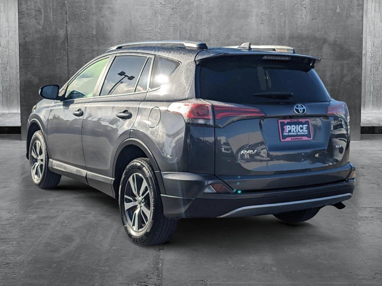 2018 Toyota RAV4 Vehicle Photo in MIAMI, FL 33172-3015