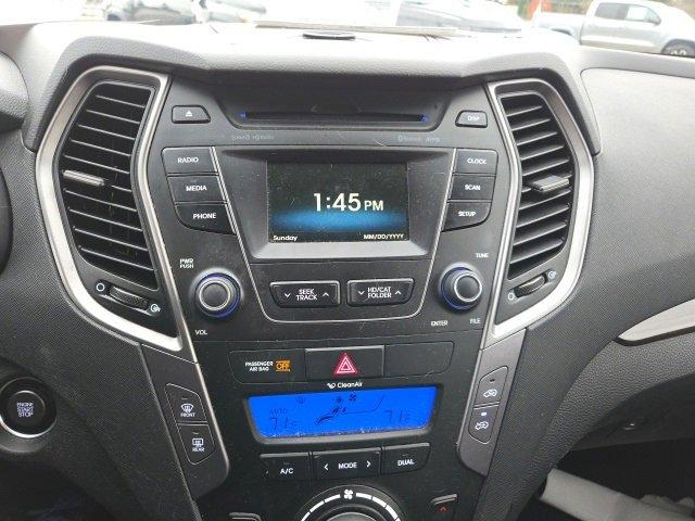 2013 Hyundai Santa Fe Vehicle Photo in EVERETT, WA 98203-5662