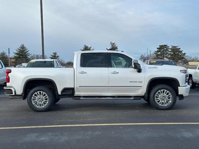 2022 Chevrolet Silverado 2500 HD Vehicle Photo in COLUMBIA, MO 65203-3903