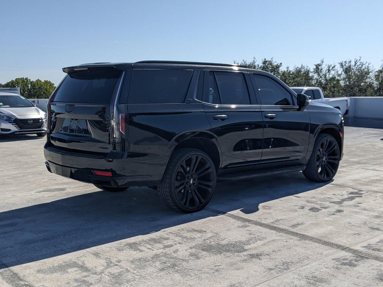 2022 Cadillac Escalade Vehicle Photo in Pembroke Pines , FL 33084