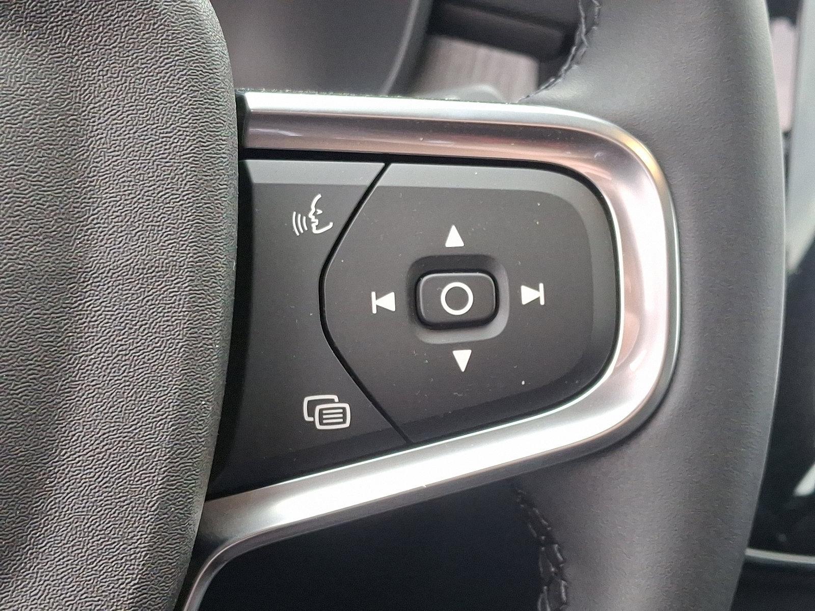 2025 Volvo XC40 Vehicle Photo in Trevose, PA 19053