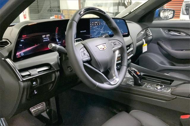 2025 Cadillac CT5-V Vehicle Photo in KANSAS CITY, MO 64114-4545