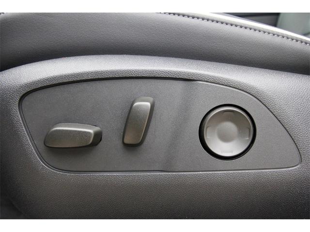 2025 Buick Enclave Vehicle Photo in ROSENBERG, TX 77471-5675