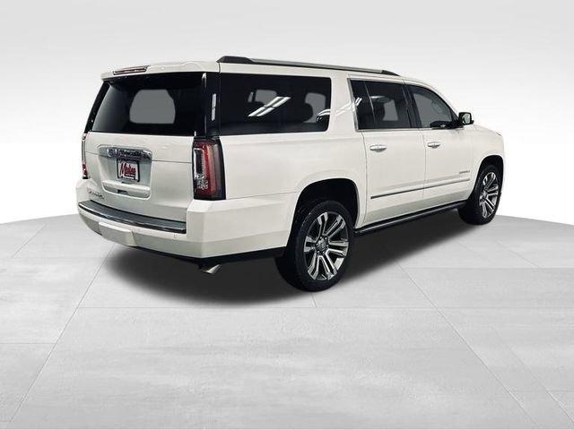 2017 GMC Yukon XL Vehicle Photo in MEDINA, OH 44256-9631