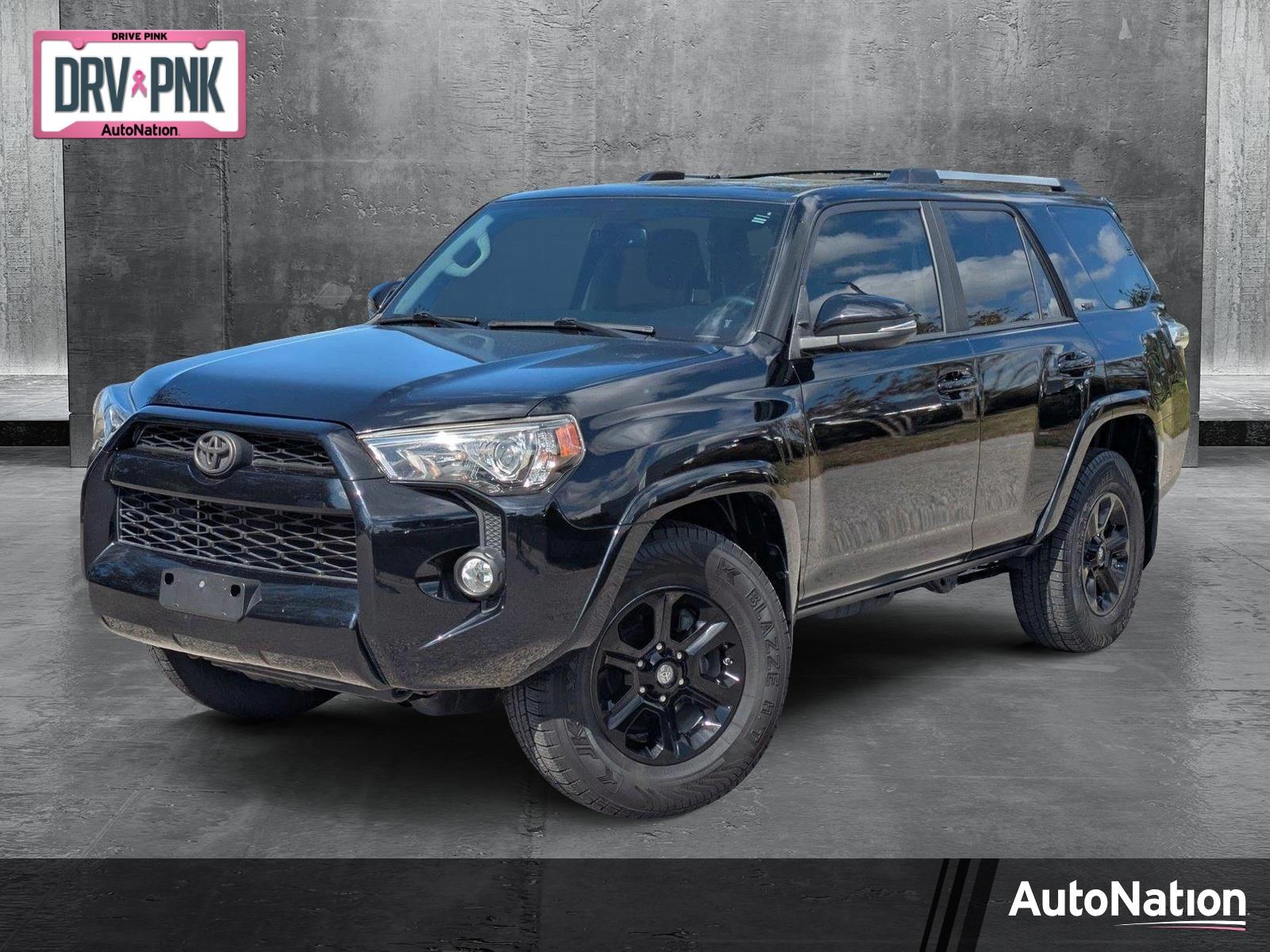 2019 Toyota 4Runner Vehicle Photo in Sarasota, FL 34231