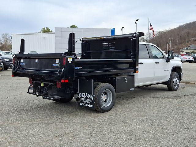 2024 Chevrolet Silverado 3500 HD Chassis Cab Vehicle Photo in PAWLING, NY 12564-3219