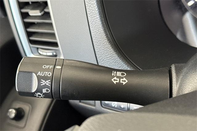 2023 Nissan Frontier Vehicle Photo in ELK GROVE, CA 95757-8703