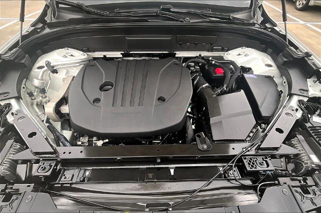 2022 Volvo XC60 Vehicle Photo in Houston, TX 77007