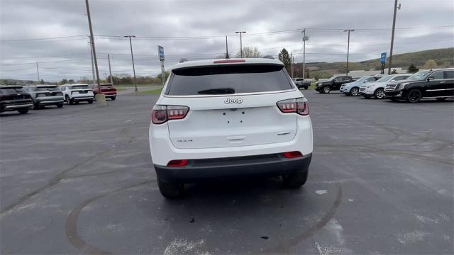 2022 Jeep Compass Vehicle Photo in TULLY, NY 13159-3159
