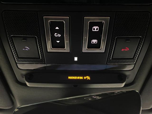 2023 Land Rover Defender Vehicle Photo in Appleton, WI 54913