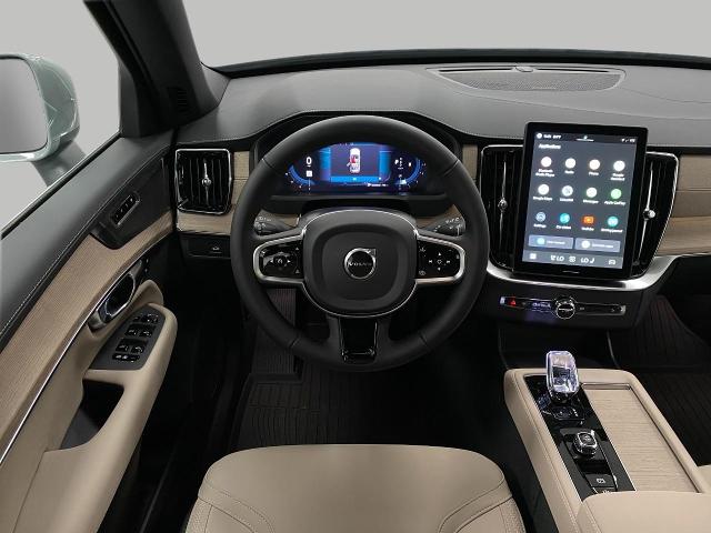 2025 Volvo XC90 Vehicle Photo in Appleton, WI 54913