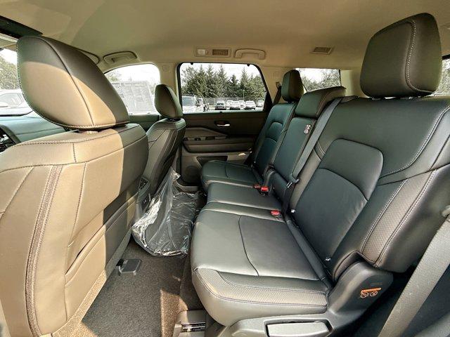 2025 Nissan Pathfinder Vehicle Photo in Flemington, NJ 08822
