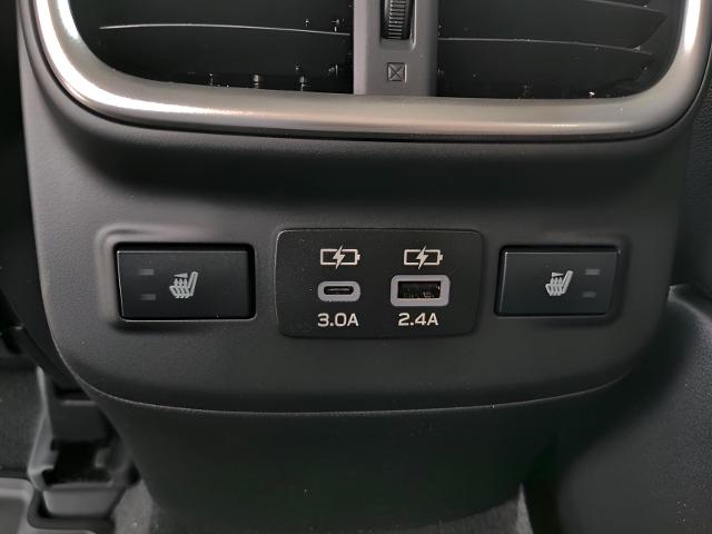 2025 Subaru Outback Vehicle Photo in Green Bay, WI 54304