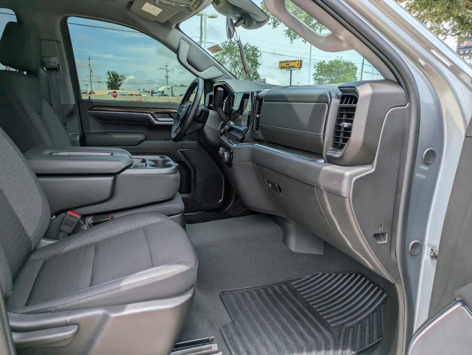2024 Chevrolet Silverado 1500 Vehicle Photo in SELMA, TX 78154-1460