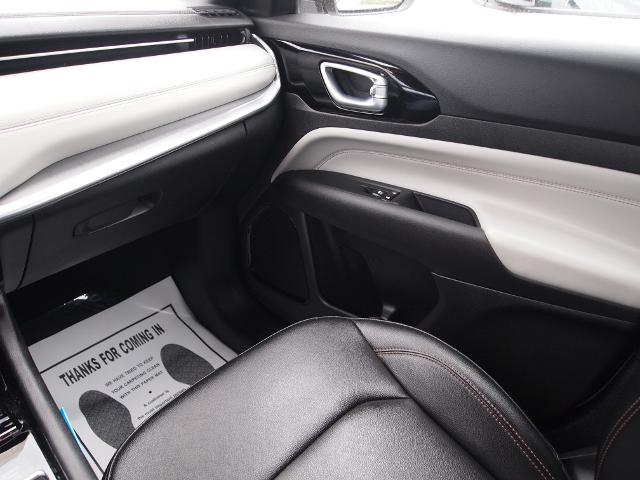 2024 Jeep Compass Vehicle Photo in MADISON, IN 47250-1611