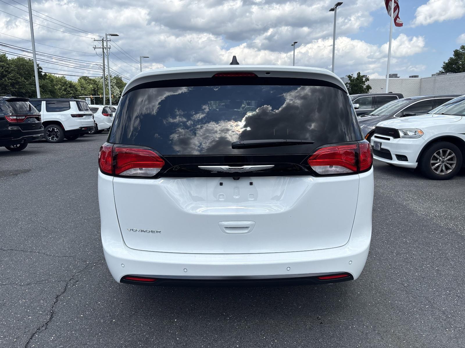 2025 Chrysler Voyager Vehicle Photo in Mechanicsburg, PA 17050-1707