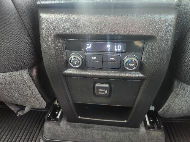 2023 Chevrolet Traverse Vehicle Photo in MADISON, WI 53713-3220