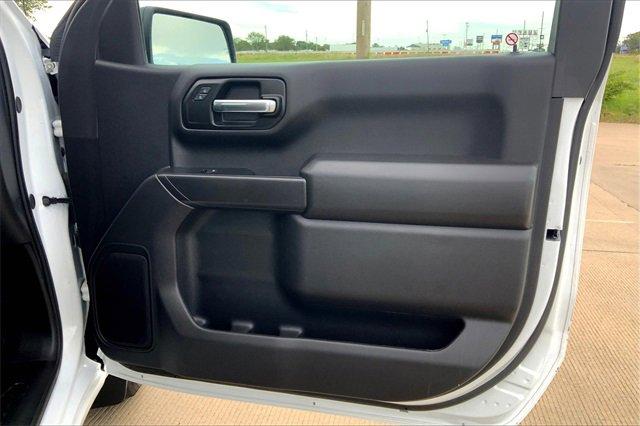 2024 Chevrolet Silverado 1500 Vehicle Photo in TOPEKA, KS 66609-0000
