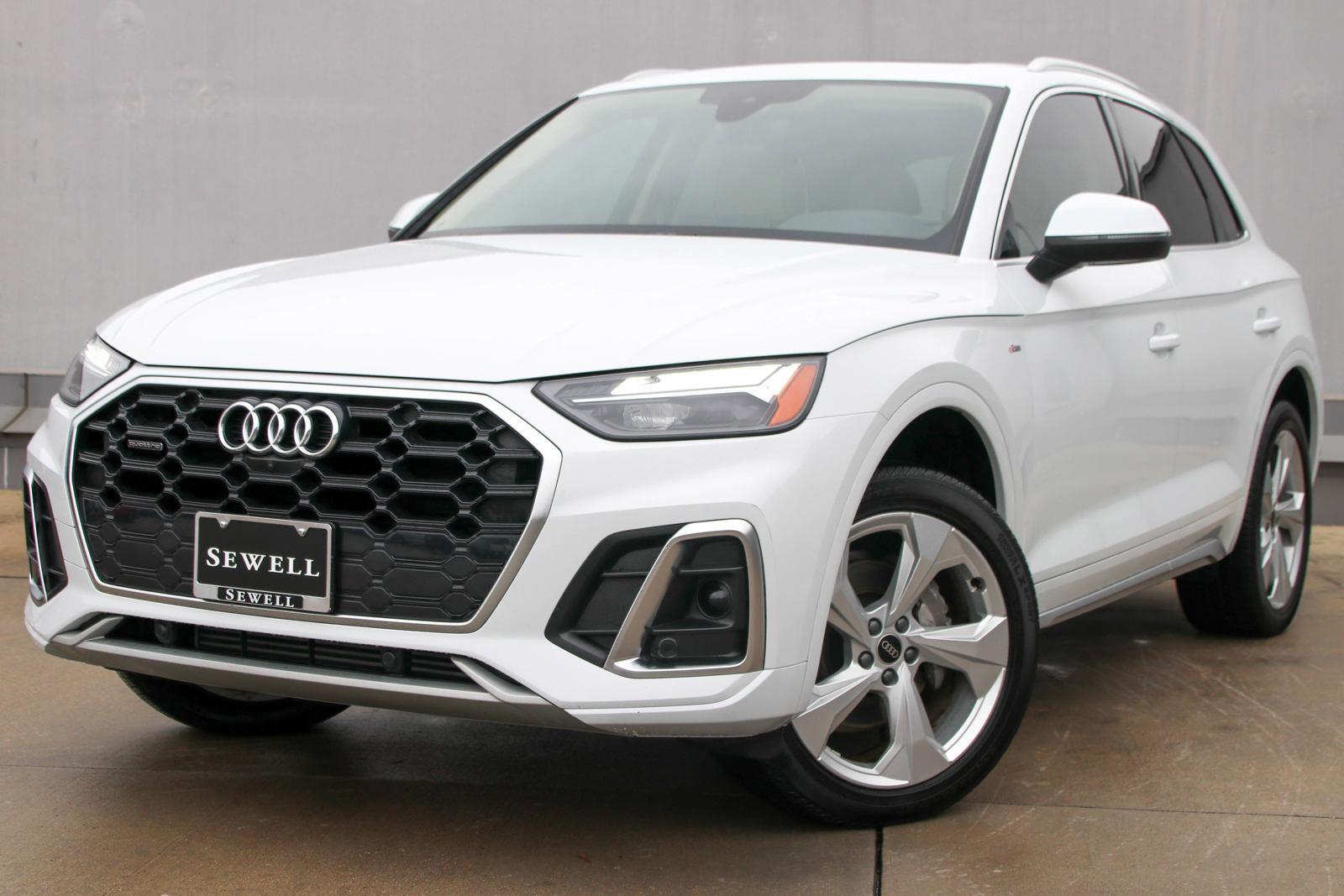 2024 Audi Q5 Vehicle Photo in SUGAR LAND, TX 77478