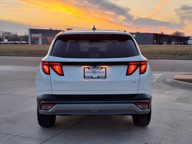 2025 Hyundai TUCSON Vehicle Photo in Peoria, IL 61615