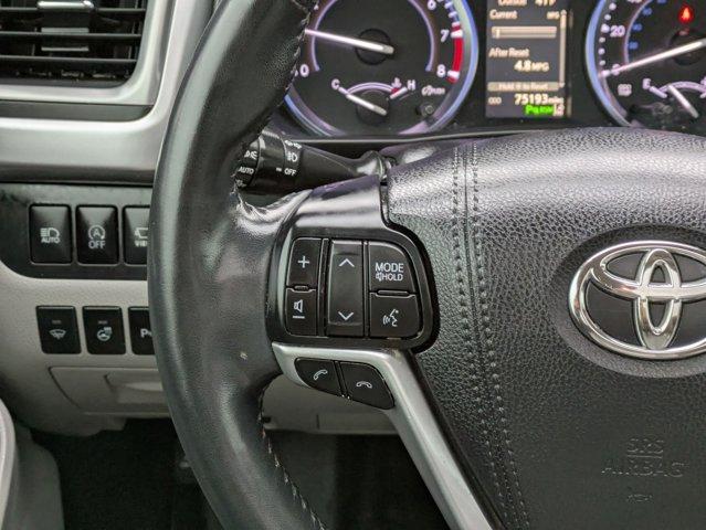 2018 Toyota Highlander Vehicle Photo in SELMA, TX 78154-1459