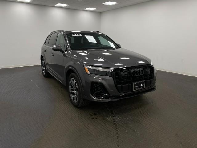 2025 Audi Q7 Vehicle Photo in Appleton, WI 54913