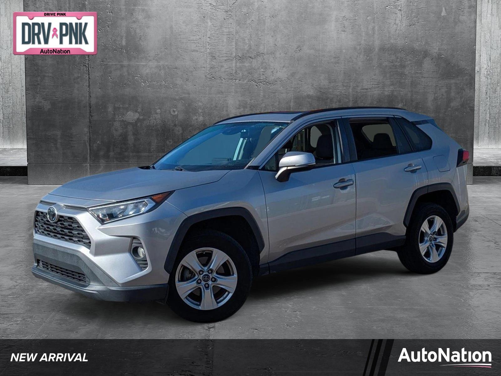 2019 Toyota RAV4 Vehicle Photo in CLEARWATER, FL 33764-7163