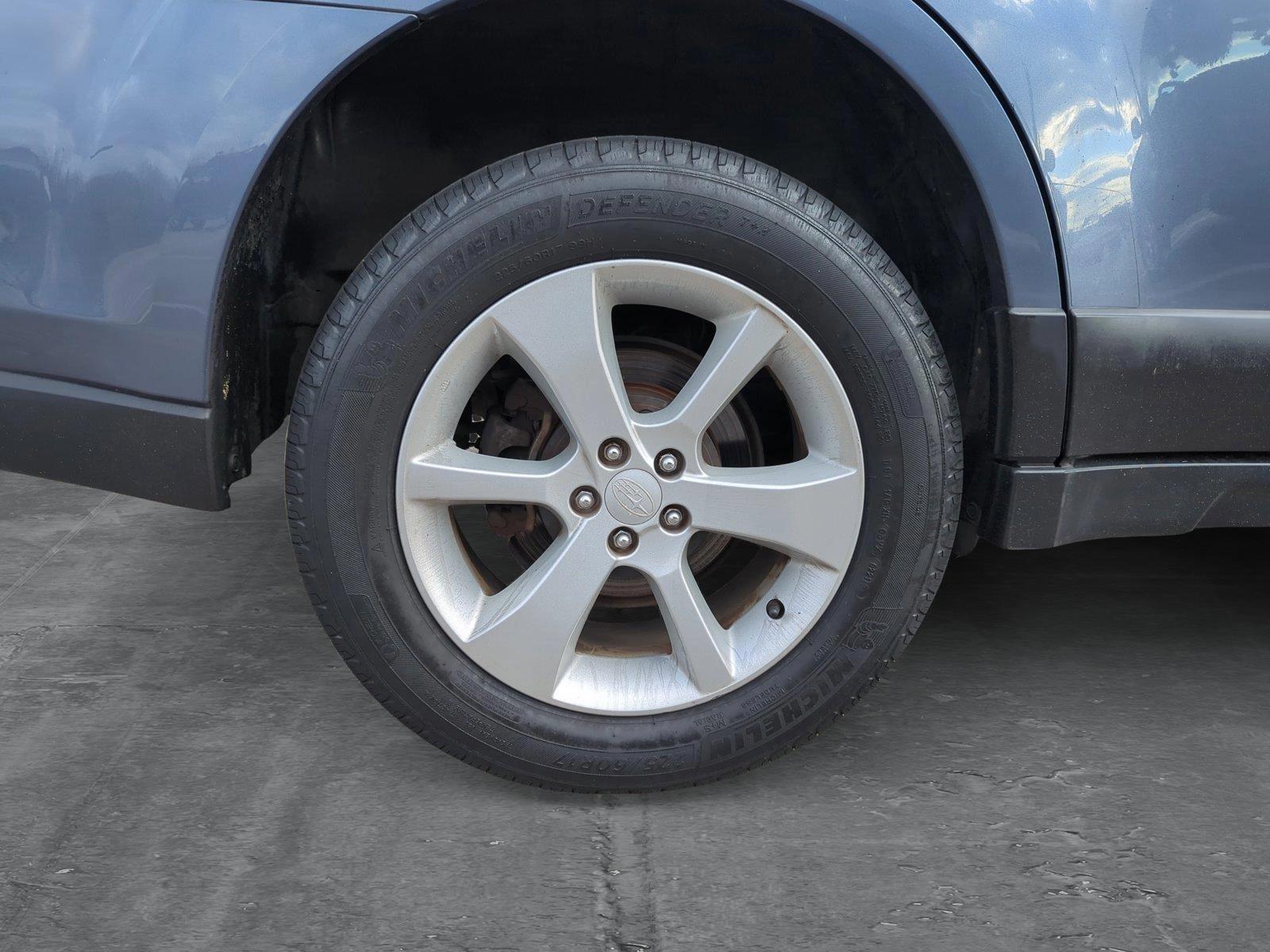 2013 Subaru Outback Vehicle Photo in Memphis, TN 38125