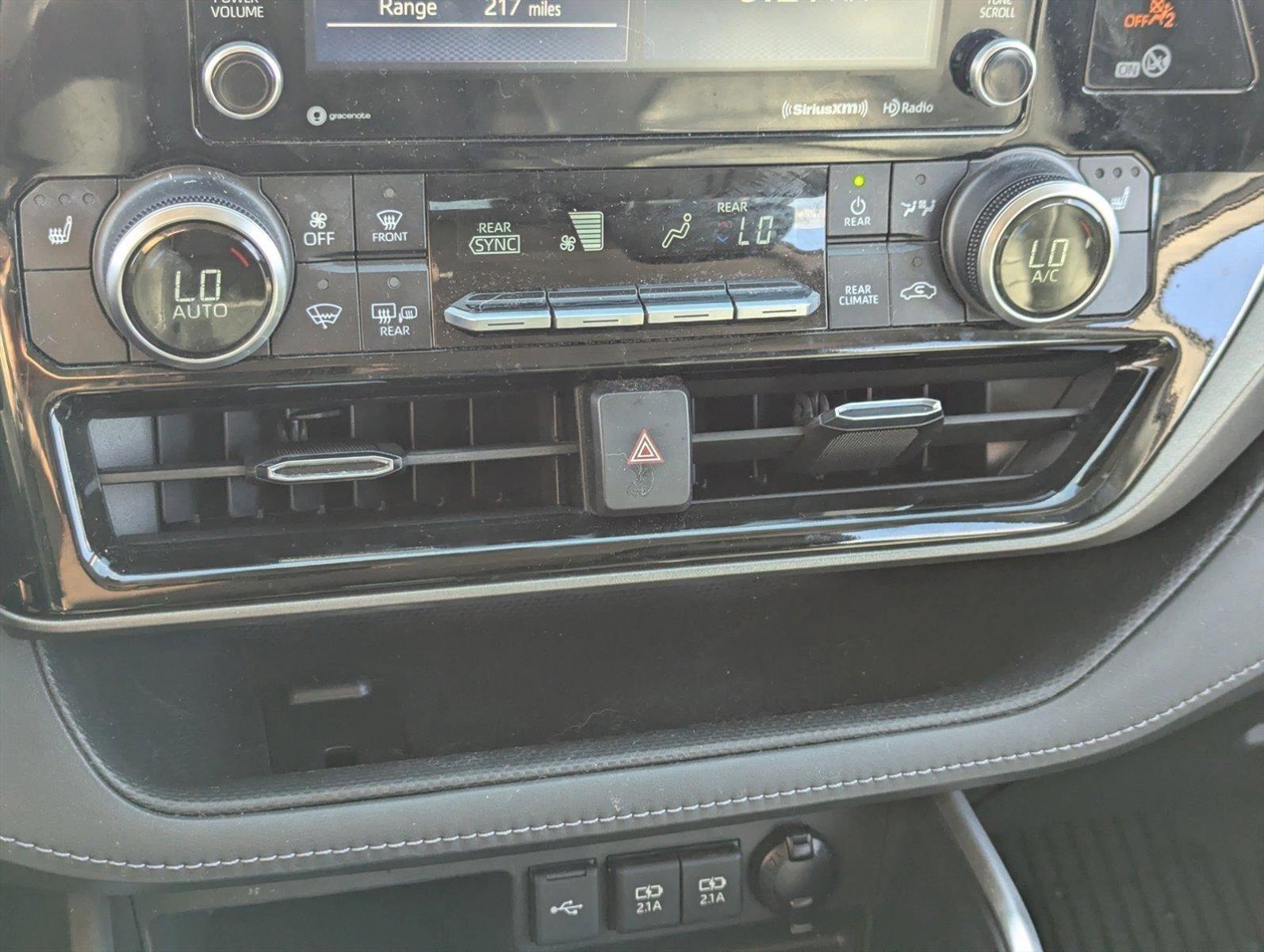 2021 Toyota Highlander Vehicle Photo in Ft. Myers, FL 33907