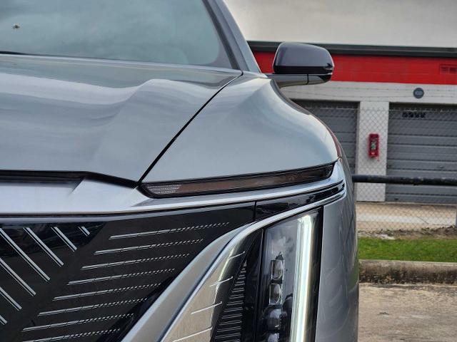 2025 Cadillac LYRIQ Vehicle Photo in HOUSTON, TX 77079