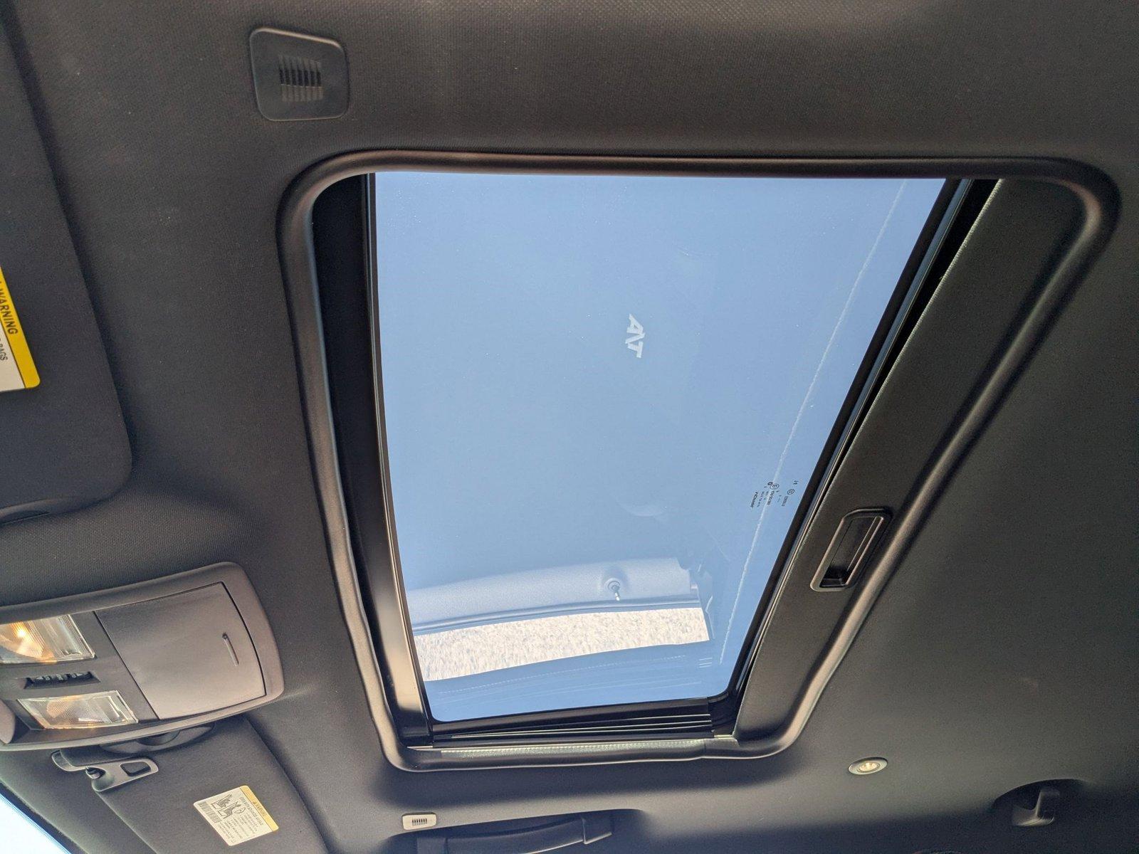 2017 Dodge Challenger Vehicle Photo in Valencia, CA 91355