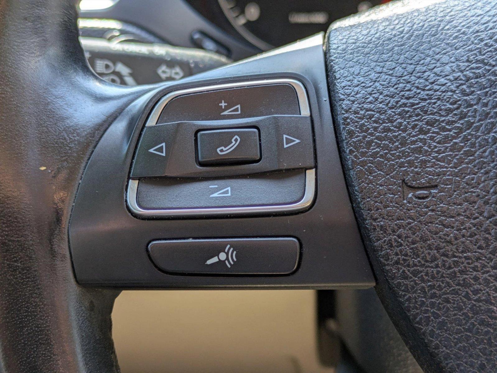 2012 Volkswagen Jetta Sedan Vehicle Photo in GREENACRES, FL 33463-3207