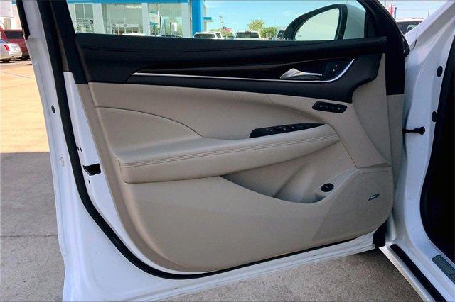 2017 Buick LaCrosse Vehicle Photo in TOPEKA, KS 66609-0000