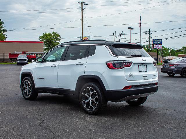 2024 Jeep Compass Vehicle Photo in MADISON, IN 47250-1611