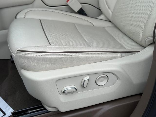 2023 GMC Yukon Vehicle Photo in COLUMBIA, MO 65203-3903