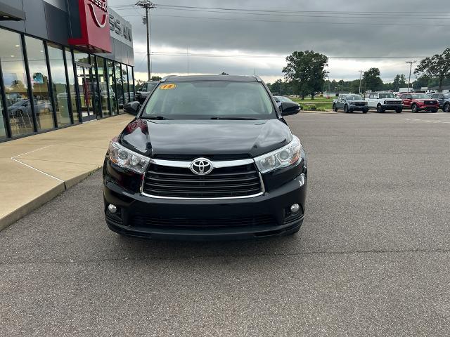 Used 2015 Toyota Highlander XLE with VIN 5TDJKRFHXFS199080 for sale in Martin, TN