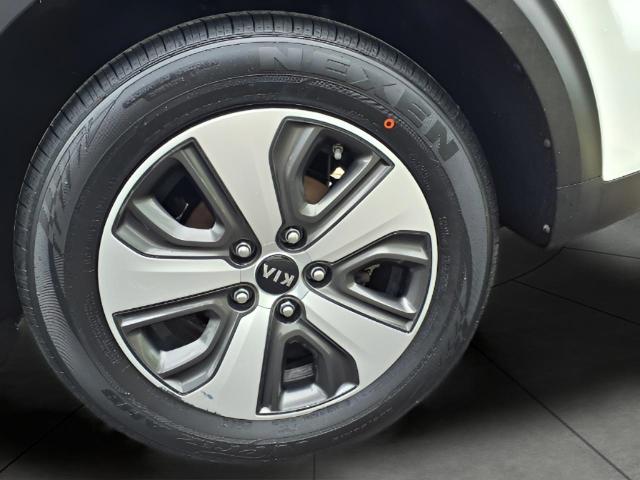 2017 Kia Niro Vehicle Photo in Oshkosh, WI 54904