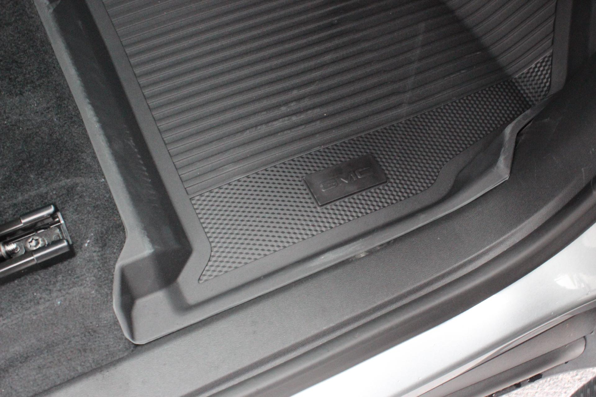 2025 GMC Acadia Vehicle Photo in AURORA, CO 80012-4011
