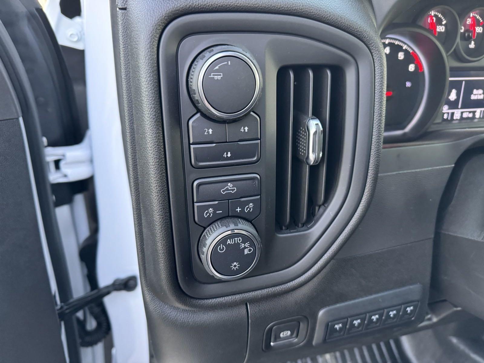2025 Chevrolet Silverado 2500 HD Vehicle Photo in GEORGETOWN, TX 78626-7508