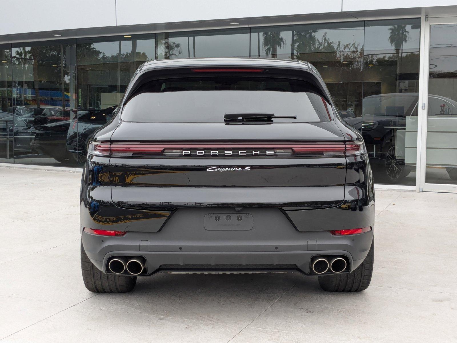 2024 Porsche Cayenne Vehicle Photo in Maitland, FL 32751