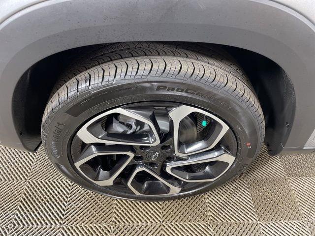 2025 Chevrolet Trax Vehicle Photo in PHOENIX, AZ 85014-3381
