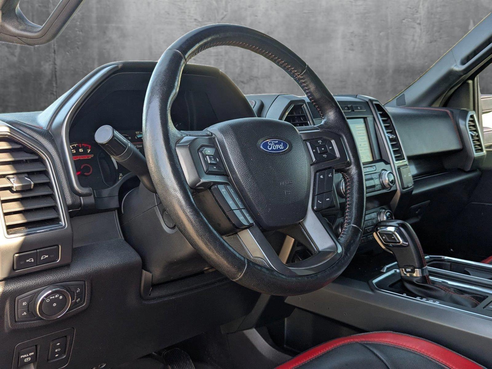 2019 Ford F-150 Vehicle Photo in St. Petersburg, FL 33713