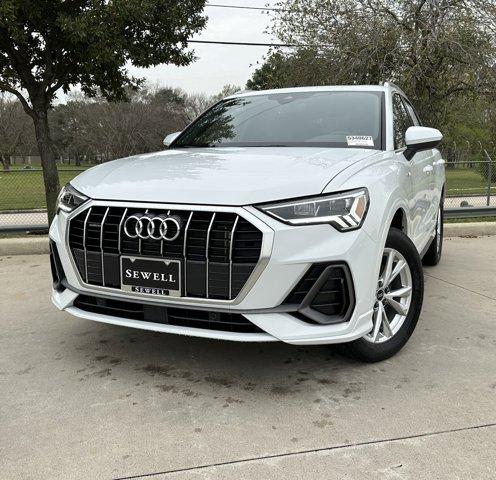 2025 Audi Q3 Vehicle Photo in HOUSTON, TX 77090